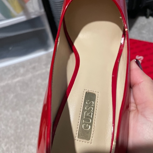 Red Guess Heels - Picture 4 of 5
